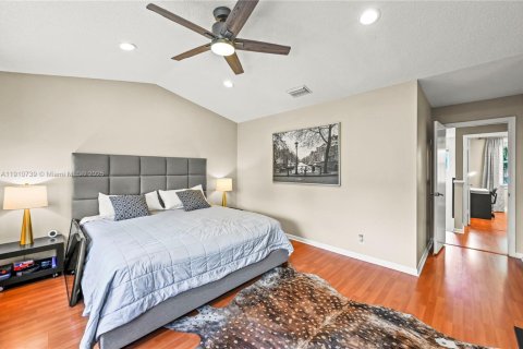 Casa en venta en Weston, Florida, 4 dormitorios, 198.16 m2 № 1966134 - foto 28