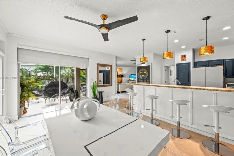 Casa en venta en Weston, Florida, 4 dormitorios, 198.16 m2 № 1966134 - foto 23
