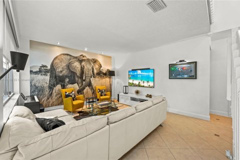 Casa en venta en Weston, Florida, 4 dormitorios, 198.16 m2 № 1966134 - foto 14