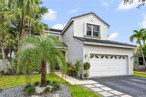 Casa en venta en Weston, Florida, 4 dormitorios, 198.16 m2 № 1966134 - foto 3