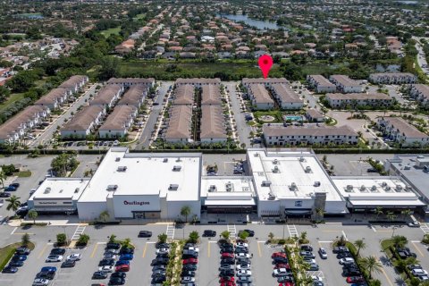 Adosado en venta en Pembroke Pines, Florida, 3 dormitorios, 175.4 m2 № 1985814 - foto 30
