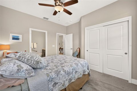 House in Ocala, Florida 2 bedrooms, 191.01 sq.m. № 2353211 - photo 10