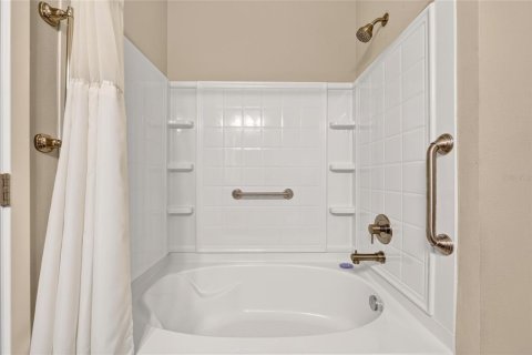 House in Ocala, Florida 2 bedrooms, 191.01 sq.m. № 2353211 - photo 13