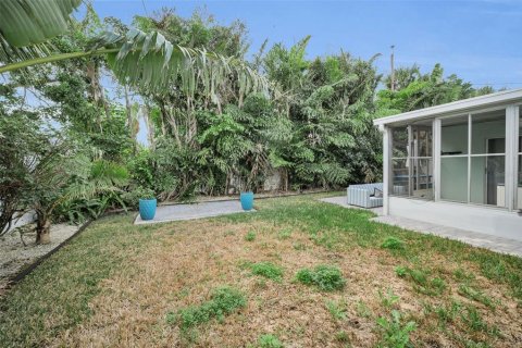 Villa ou maison à vendre à Redington Beach, Floride: 3 chambres, 139.82 m2 № 2142383 - photo 11