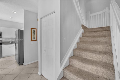 Villa ou maison à louer à Weston, Floride: 5 chambres, 230.4 m2 № 1986109 - photo 21