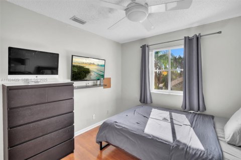 Villa ou maison à louer à Weston, Floride: 5 chambres, 230.4 m2 № 1986109 - photo 29