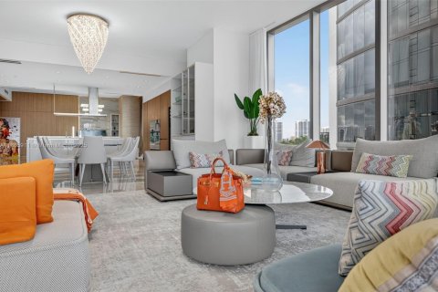 Купить кондоминиум в Санни-Айлс-Бич, Флорида 4 спальни, 302.12м2, № 1925508 - фото 28