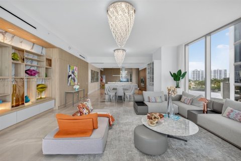 Купить кондоминиум в Санни-Айлс-Бич, Флорида 4 спальни, 302.12м2, № 1925508 - фото 30