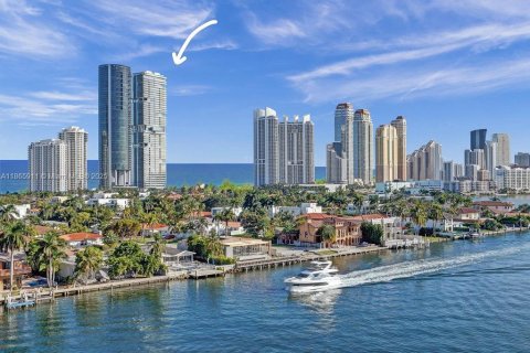 Купить кондоминиум в Санни-Айлс-Бич, Флорида 4 спальни, 302.12м2, № 1925508 - фото 5