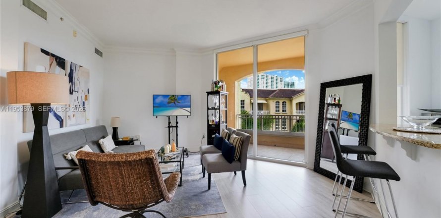 Condo à Aventura, Floride, 2 chambres  № 2010481