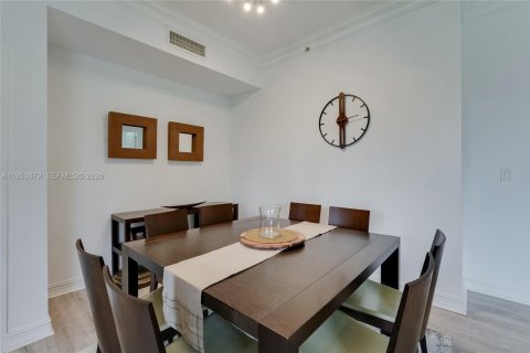 Copropriété à vendre à Aventura, Floride: 2 chambres, 124.77 m2 № 2010481 - photo 4