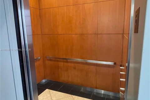 Copropriété à vendre à Aventura, Floride: 2 chambres, 124.77 m2 № 2010481 - photo 30