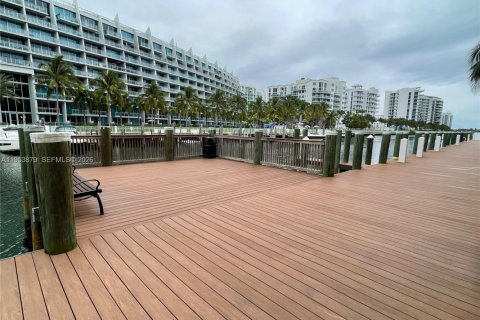 Copropriété à vendre à Aventura, Floride: 2 chambres, 124.77 m2 № 2010481 - photo 28