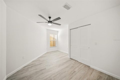 Condo in Venice, Florida, 2 bedrooms  № 1529755 - photo 27