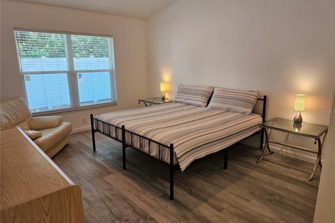Condo in Venice, Florida, 2 bedrooms  № 1529755 - photo 19