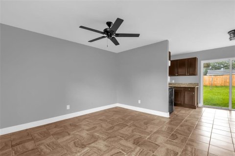House in Orlando, Florida 3 bedrooms, 84.17 sq.m. № 1802314 - photo 10