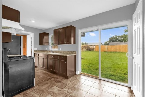House in Orlando, Florida 3 bedrooms, 84.17 sq.m. № 1802314 - photo 9