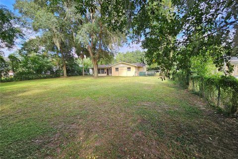 Villa ou maison à louer à Ocala, Floride: 3 chambres, 157.56 m2 № 2354374 - photo 19