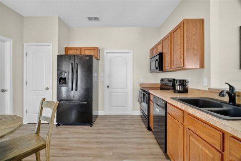 Villa ou maison à vendre à Tavares, Floride: 3 chambres, 136.75 m2 № 1914269 - photo 20