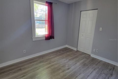 House in Tampa, Florida 2 bedrooms, 75.44 sq.m. № 1803712 - photo 4