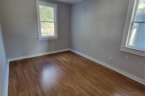 House in Tampa, Florida 2 bedrooms, 75.44 sq.m. № 1803712 - photo 6