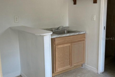 House in Tampa, Florida 2 bedrooms, 75.44 sq.m. № 1803712 - photo 10