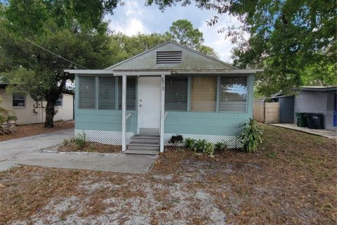 House in Tampa, Florida 2 bedrooms, 75.44 sq.m. № 1803712 - photo 2
