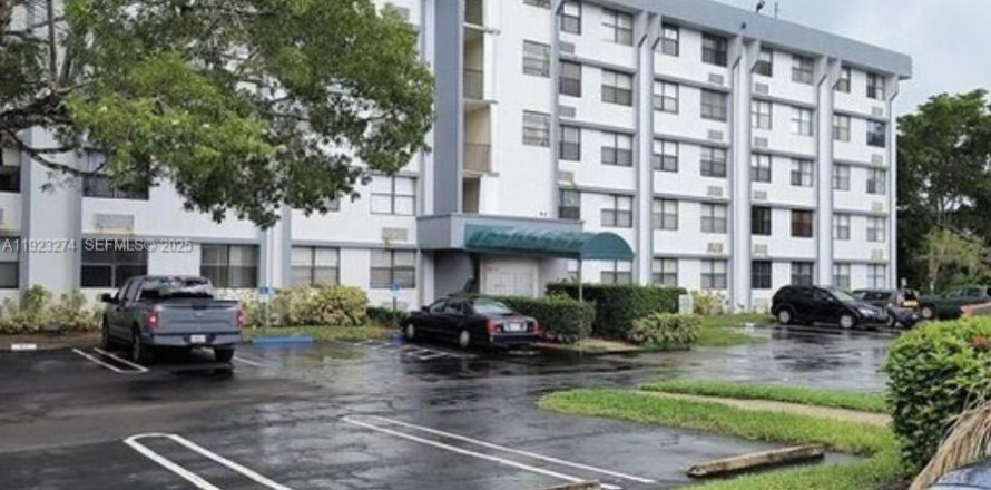 Studio à Condo à Coral Springs, Floride № 2079065
