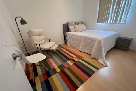 Copropriété à louer à Miami, Floride: 2 chambres, 86.4 m2 № 1981815 - photo 7