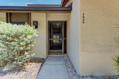 Condo in Bradenton, Florida, 2 bedrooms  № 2156950 - photo 6