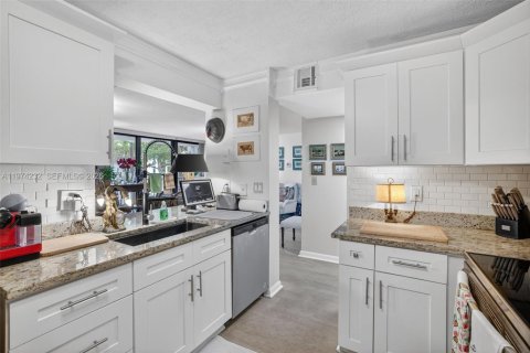 Copropriété à vendre à Fort Lauderdale, Floride: 1 chambre, 83.61 m2 № 2036502 - photo 23