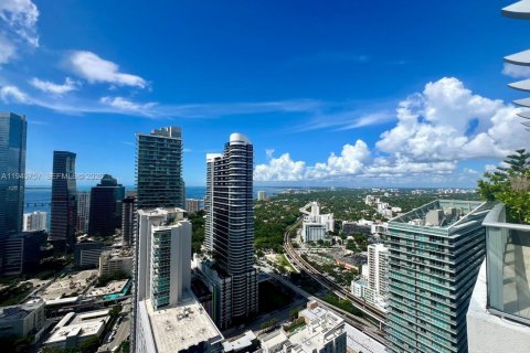 Condo in Miami, Florida, 1 bedroom  № 2002062 - photo 7