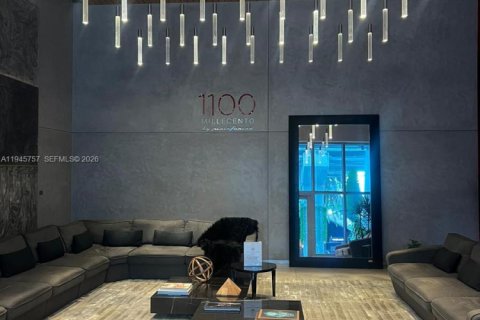 Condo in Miami, Florida, 1 bedroom  № 2002062 - photo 13