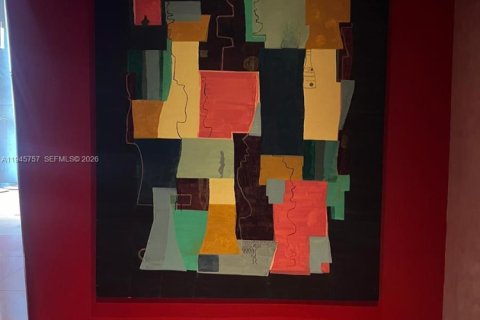 Condo in Miami, Florida, 1 bedroom  № 2002062 - photo 18