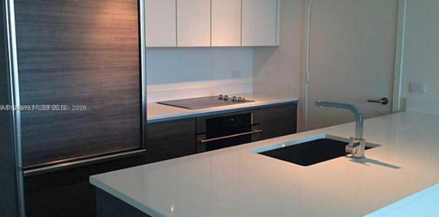 Condo in Miami, Florida, 1 bedroom  № 2002062