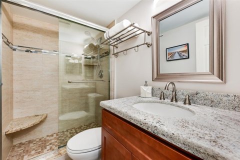 Condo in Boca Raton, Florida, 2 bedrooms № 2081909 - photo 15