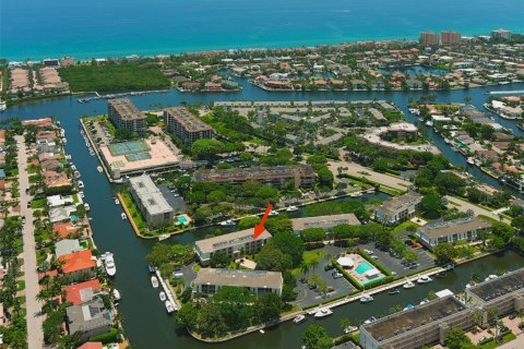 Condo in Boca Raton, Florida, 2 bedrooms № 2081909 - photo 2