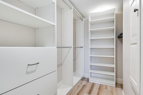 Condo in Boca Raton, Florida, 2 bedrooms № 2081909 - photo 13