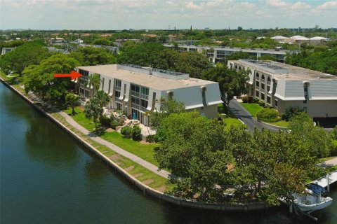 Condo in Boca Raton, Florida, 2 bedrooms № 2081909 - photo 3