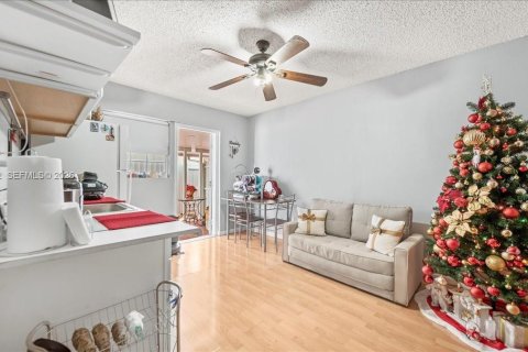 Купить виллу или дом в Майами, Флорида 4 спальни, 186.27м2, № 2003310 - фото 17