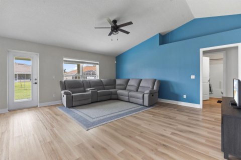 Casa en venta en Port St. Lucie, Florida, 4 dormitorios, 166.11 m2 № 2078384 - foto 6