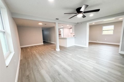 Villa ou maison à vendre à Port Richey, Floride: 3 chambres, 117.43 m2 № 1913860 - photo 16
