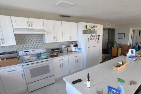 Condominio en alquiler en West Palm Beach, Florida, 2 dormitorios, 110.93 m2 № 1976094 - foto 26