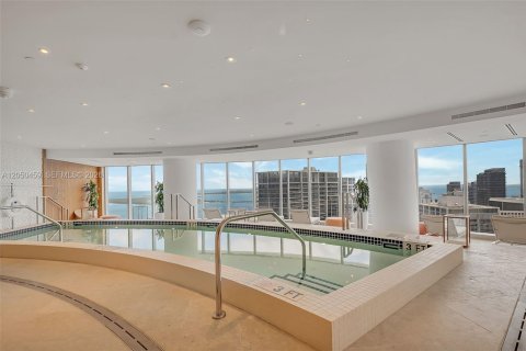 Condo in Miami, Florida, 1 bedroom  № 2251137 - photo 30