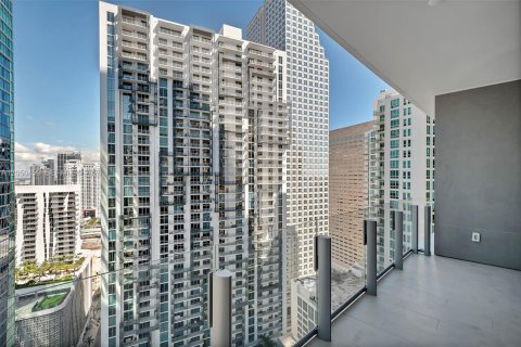 Condo in Miami, Florida, 1 bedroom  № 2251137 - photo 12