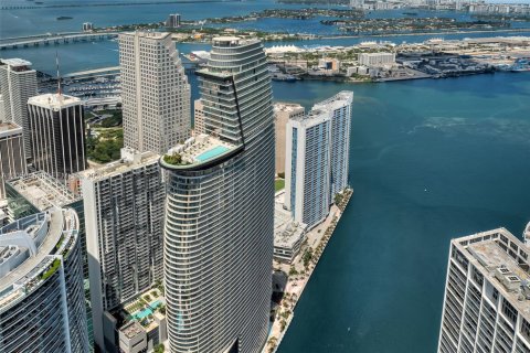 Condo in Miami, Florida, 1 bedroom  № 2251137 - photo 28
