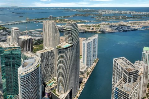 Condo in Miami, Florida, 1 bedroom  № 2251137 - photo 27
