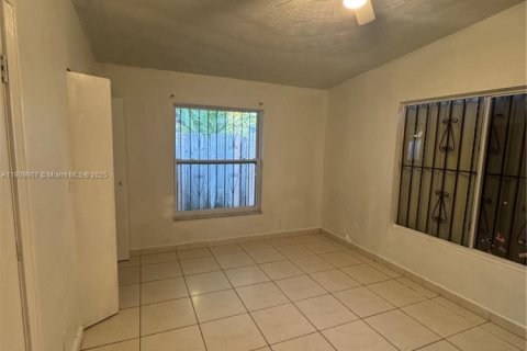 Villa ou maison à vendre à Miami Gardens, Floride: 4 chambres, 124.86 m2 № 1968391 - photo 9