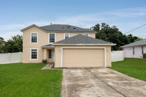 House in Spring Hill, Florida 4 bedrooms, 204.38 sq.m. № 1906348 - photo 1