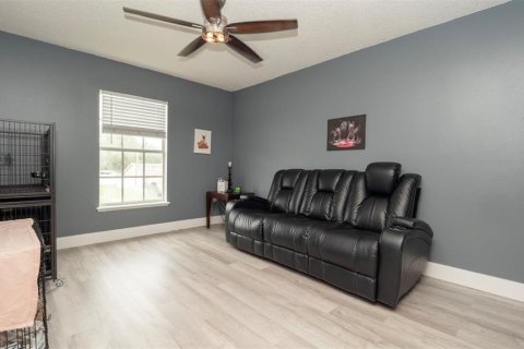 House in Spring Hill, Florida 4 bedrooms, 204.38 sq.m. № 1906348 - photo 27